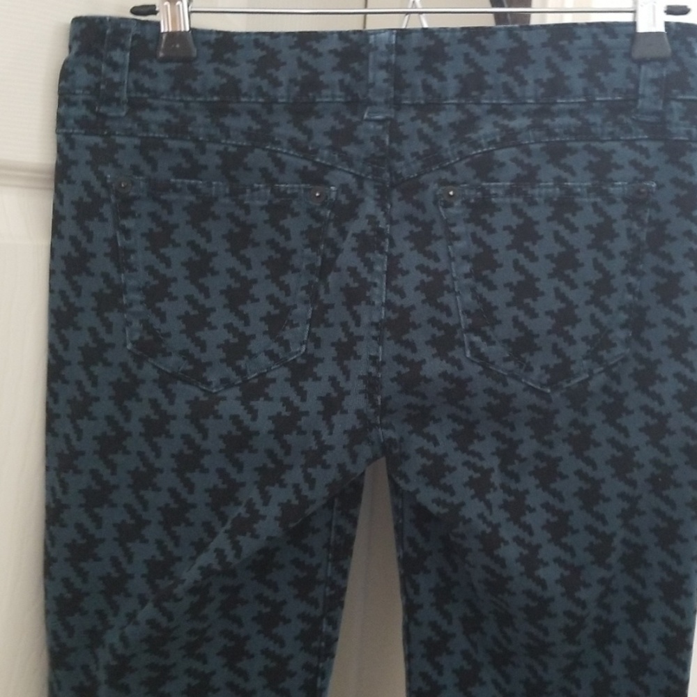 Jeans - Picture 3 of 3